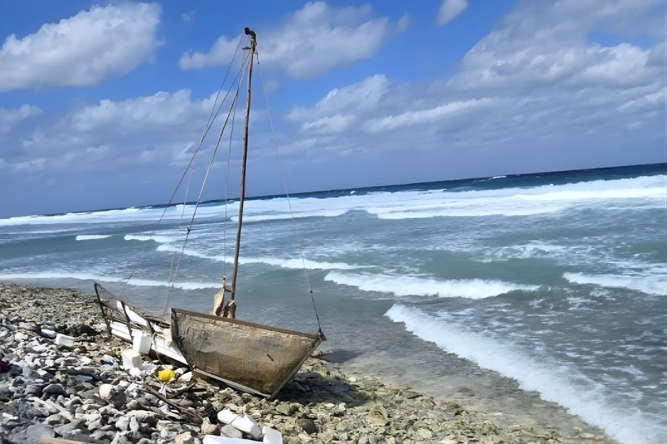 CBC photo: Migrant Vessel Arrives in Little Cayman-31-01-26